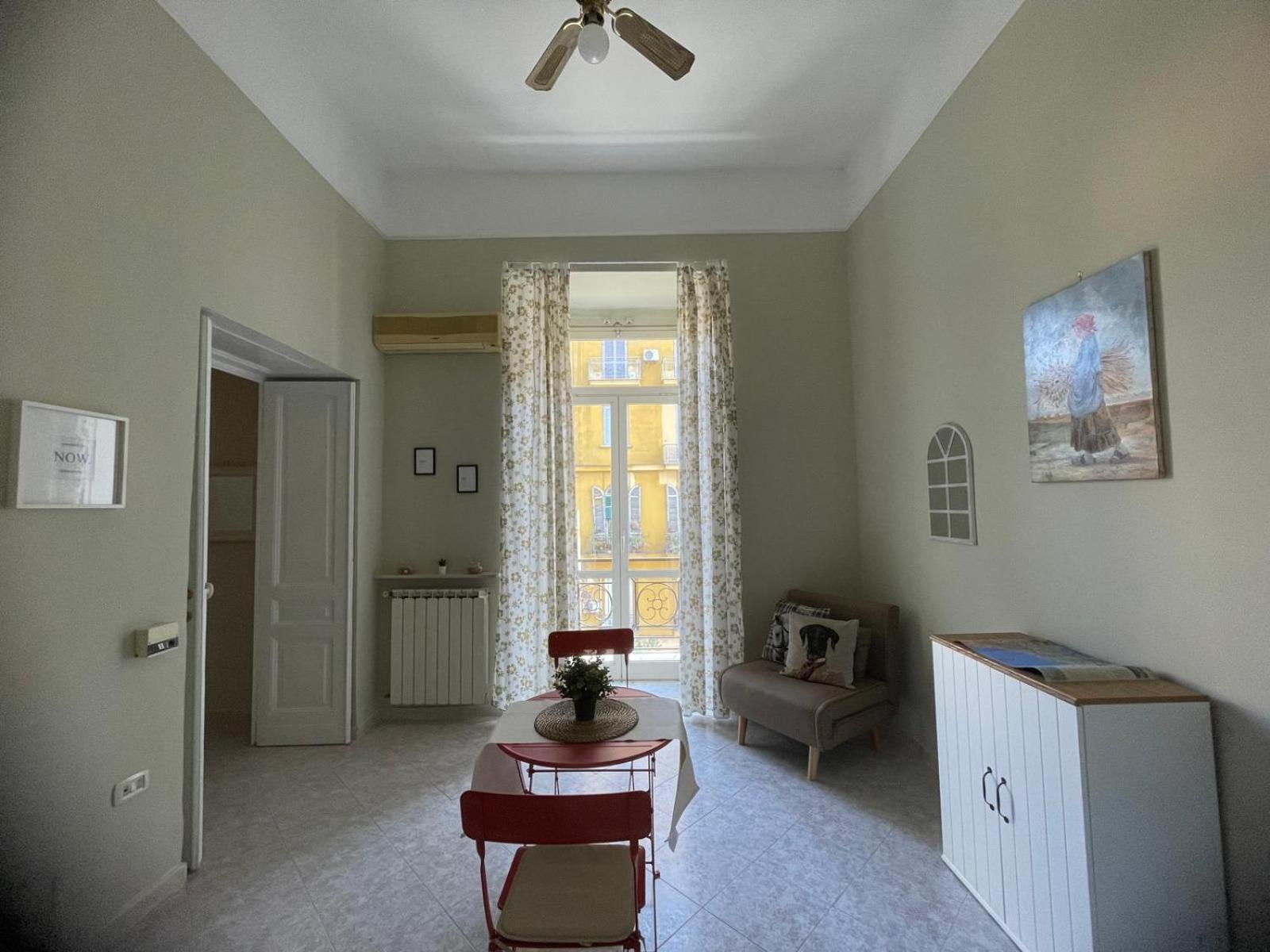 Affittacamere Napulera House